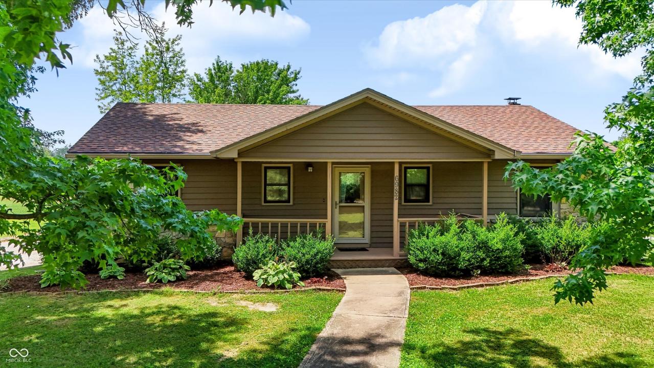 6982 S 125 W, Trafalgar, Indiana 46181, USA