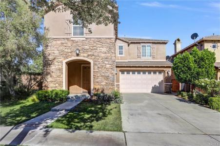 5559 Scharf, Fontana, California 92336, USA