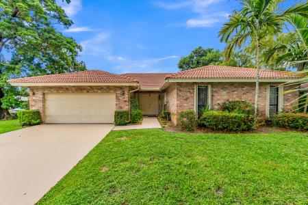 3839 NW 72nd Drive, Coral Springs, Florida 33065, USA