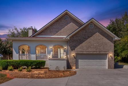 153 Oonoga Way, Loudon, Tennessee 37774, USA