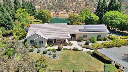 9741 Quail Run Avenue, Browns Valley, California 95918, USA