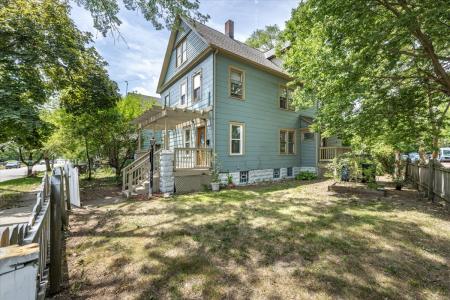 3290 W. 17th St., Cleveland, オハイオ 44109, アメリカ合衆国