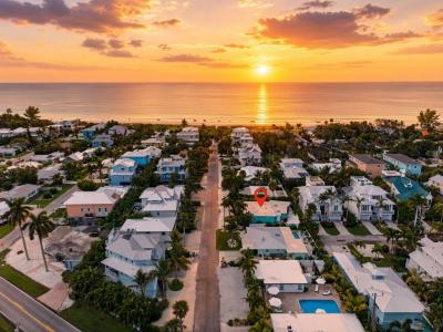 114 81st Street, Holmes Beach, Florida 34217, USA