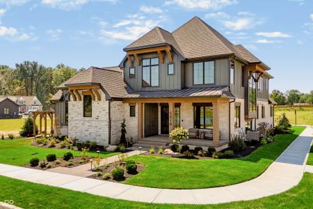5818 Marvie Dr, Zionsville, Indiana 46077, USA