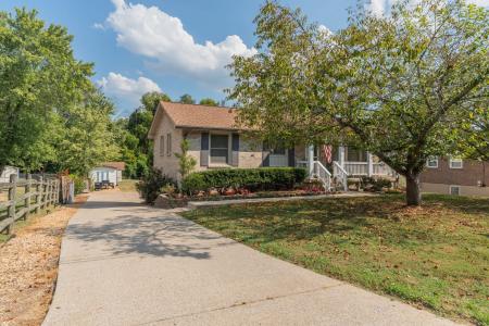 4889 Big Horn Dr, Old Hickory, Tennessee 37138, Amerika Birleşik Devletleri