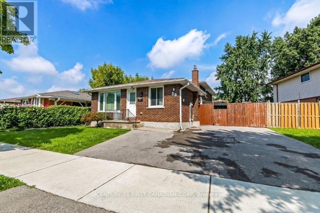 30 SCOTCHMERE CRESCENT, London South (south X), Ontario N6E 2A1, Canada