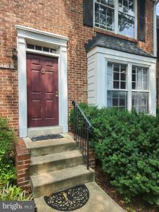 2440 S Walter Reed Drive Unit# B, Arlington, Virginia 22206, Estados Unidos