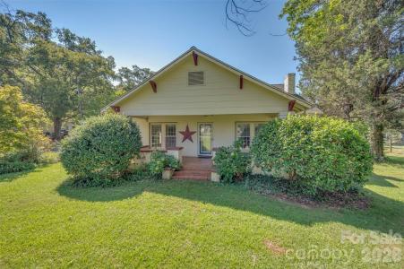 241 Poors Ford Road, Rutherfordton, North Carolina 28139, USA