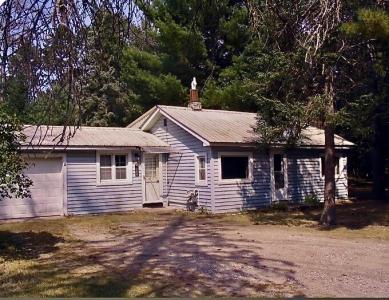 6252 Old Lake Road, Grayling, Michigan 49738, USA