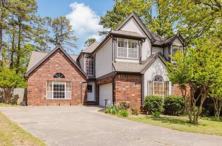 1825 Rainwood Cove Dr, Little Rock, 阿肯色州 72212, 美国