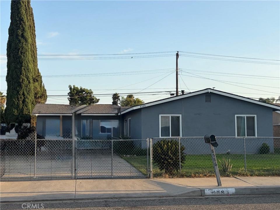 8586 Randolph, Riverside, Kalifornien 92503, USA