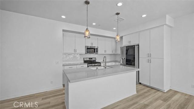 16282 Meadowhouse Av, Chino, Califórnia 91708, Estados Unidos