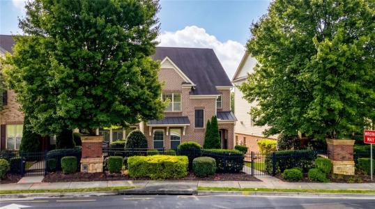 7565 Scarlet Drive, Alpharetta, Georgia 30005, USA