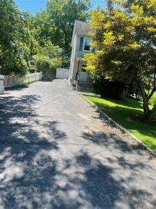 16 Taxter Road, Irvington, New York 10533, USA