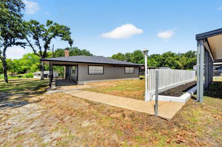 9458 Lakeland Loop, Quinlan, Texas 75474