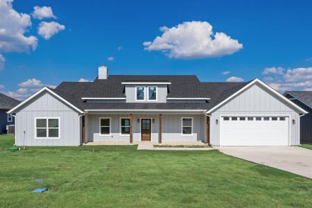 257 Caro Drive, West Tawakoni, Texas 75474, USA