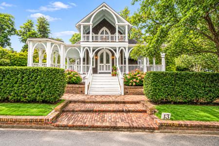 13 Spring Garden Ave, Shelter Island Heights, Nova Iorque 11965, Estados Unidos