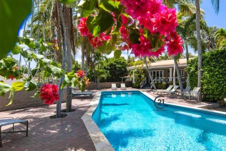 Mahaai Tropical 9-Unit Apartment Complex, Mahaai, Willemstad East, Curaçao