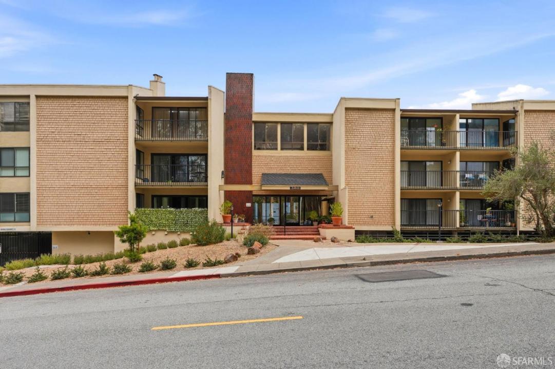 380 Vallejo , 126, Millbrae, Californie 94030, États-Unis