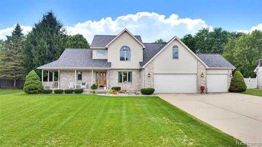 6367 Boulder Drive, Flint Twp, Michigan 48433, USA