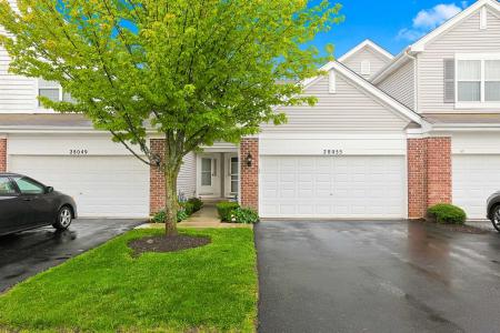 28055 W Niagara Street , 28055, Lakemoor, Illinois 60051, USA