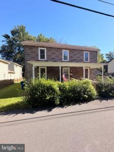 22 Bundy Street, Berryville, Virginia 22611, USA