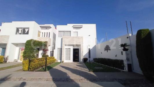 Paseo Viveros No. 5, Int. 2, Casa No. 15,, San Juan Del Río, Querétaro 76801, México