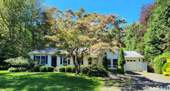 230 Nut Plains Road, Guilford, Connecticut 06437, USA