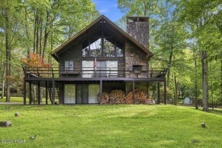 109 Valley Run, Greentown, Pennsylvania 18426, USA