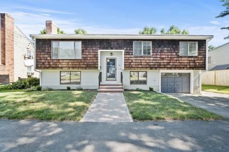 95 Standish Rd, Lynn, Massachusetts 01904