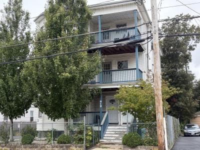 957 Warren Avenue, Brockton, Massachusetts 02301, USA