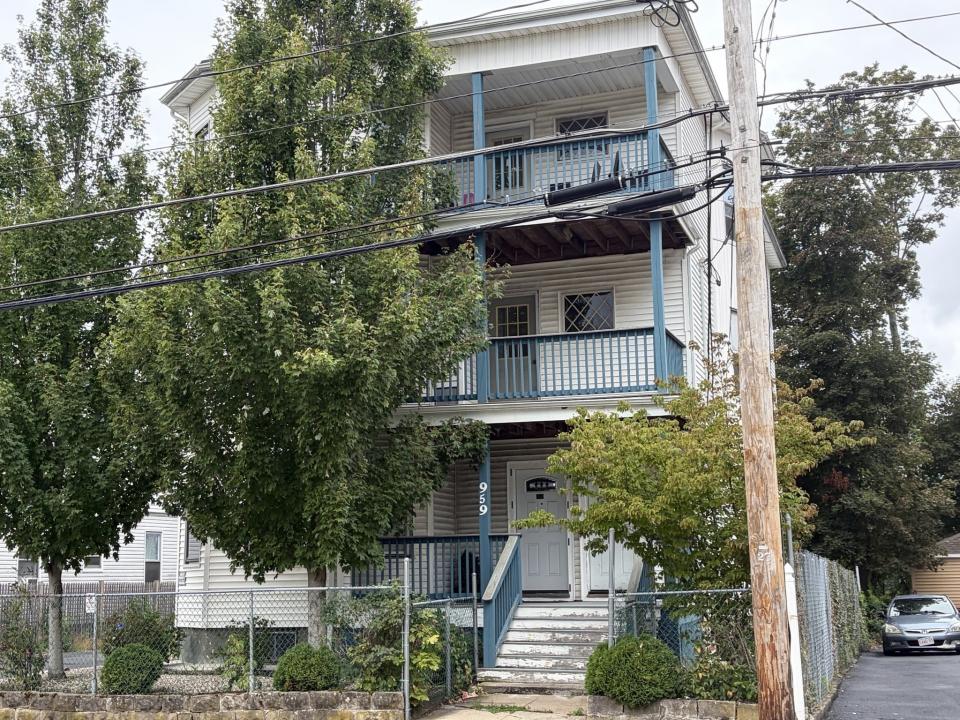 957 Warren Avenue, Brockton, Massachusetts 02301, États-Unis