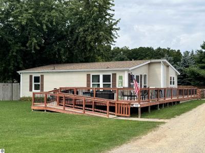 93 E Kapplinger Drive, Farwell, Michigan 48622, États-Unis