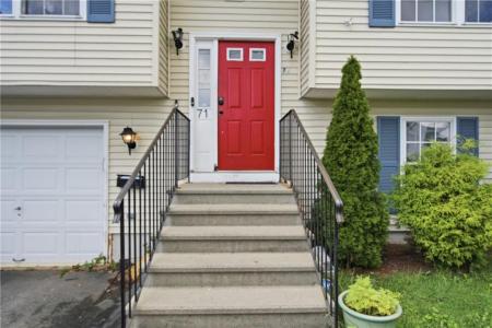71 Clemence Street, Cranston, Rhode Island 02920