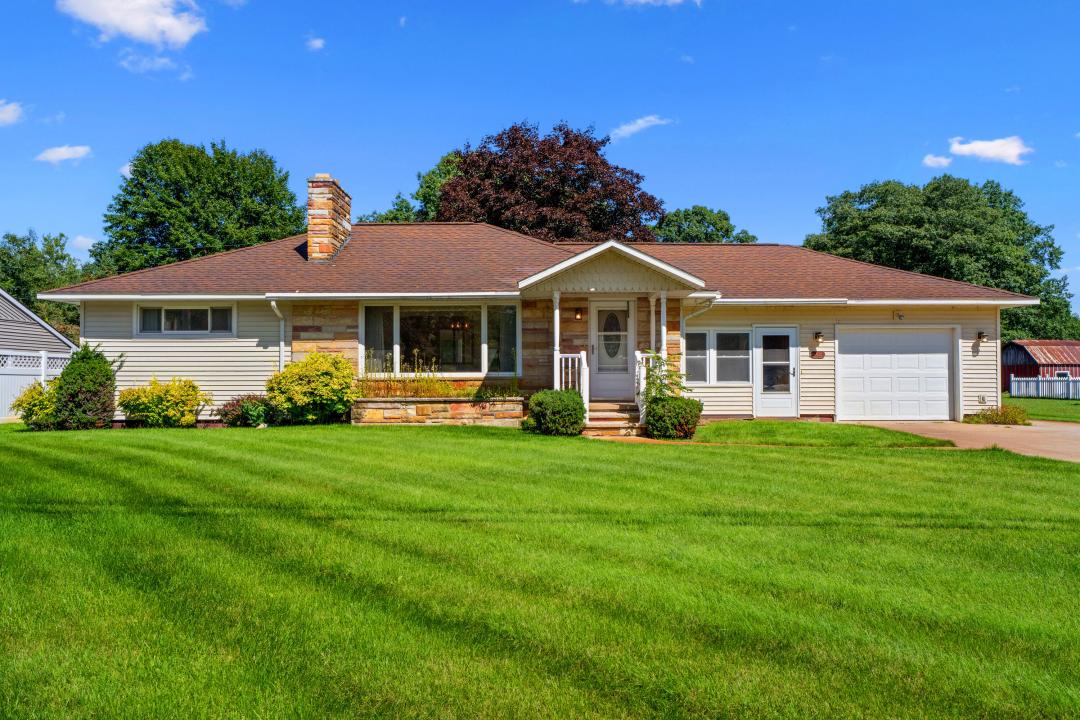 1432 Long Rapids Road, Alpena, Michigan 49707, États-Unis