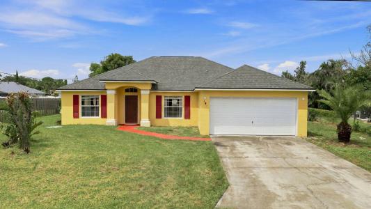 491 SW Namoit Place, Port St Lucie, Florida 34953, USA