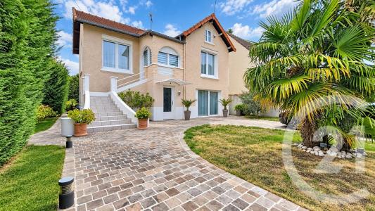 Champs Sur Marne, Île-de-France 77420, France