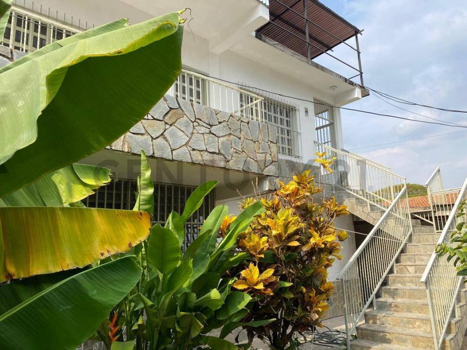 calle paraiso A-1, Maracay, Aragua 00001, Venezuela