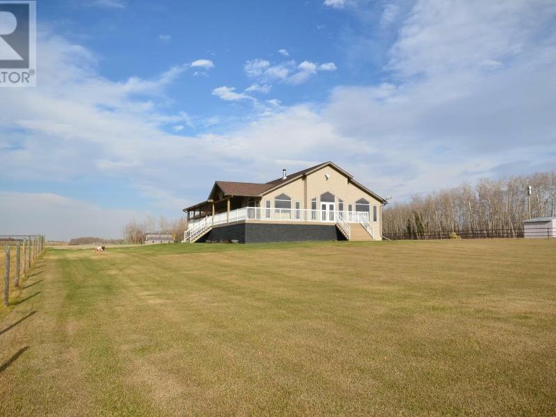 Home For Sale, CHARLIE LAKE British Columbia V0C1H0 Canada