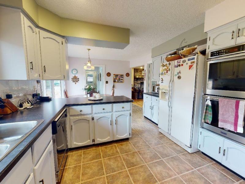 Home For Sale, FORT ST. JOHN British Columbia V1J8C8 Canada