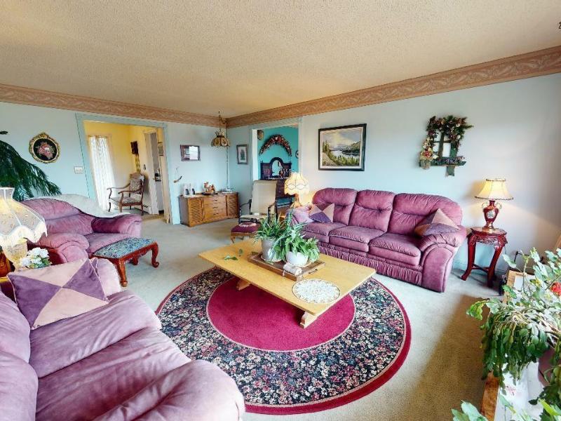 Home For Sale, FORT ST. JOHN British Columbia V1J8C8 Canada