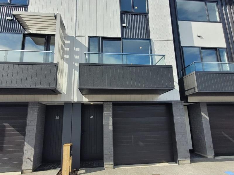Townhouse For Rent, Petone Lower Hutt City 5012 New Zealand