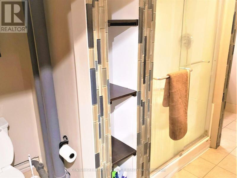 Home For Sale, KINGSTON Ontario K7M2P5 Canada