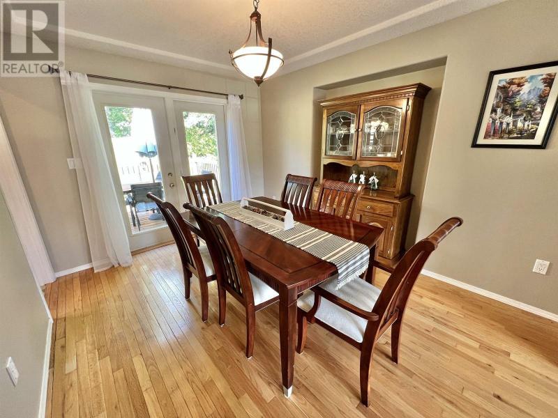 Home For Sale, QUESNEL British Columbia V2J5V9 Canada