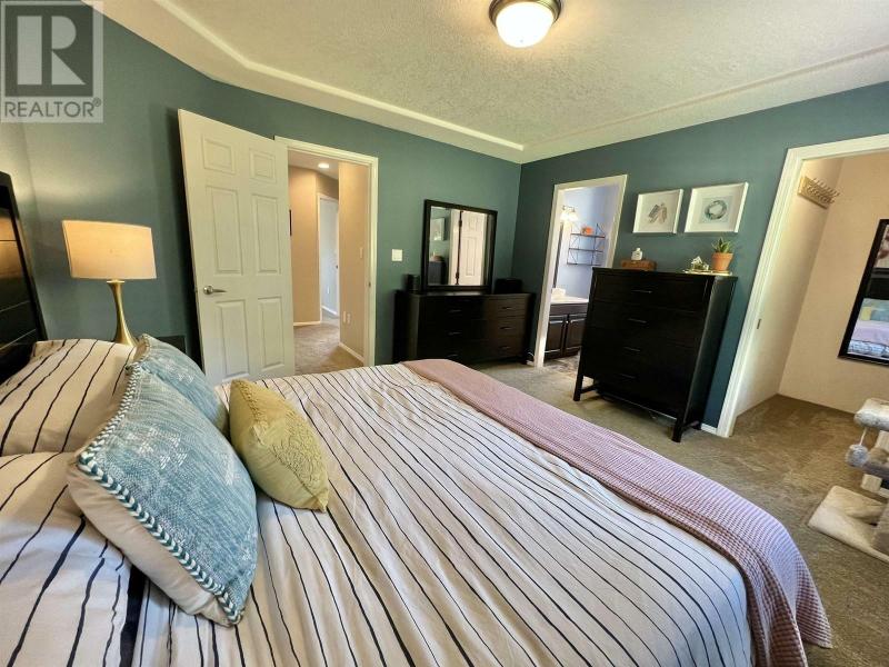 Home For Sale, QUESNEL British Columbia V2J5V9 Canada