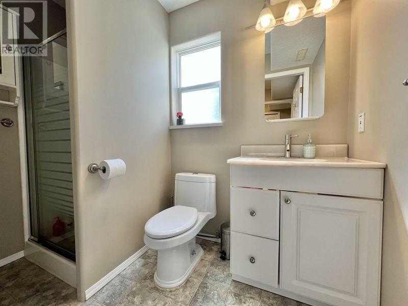 Home For Sale, QUESNEL British Columbia V2J5V9 Canada