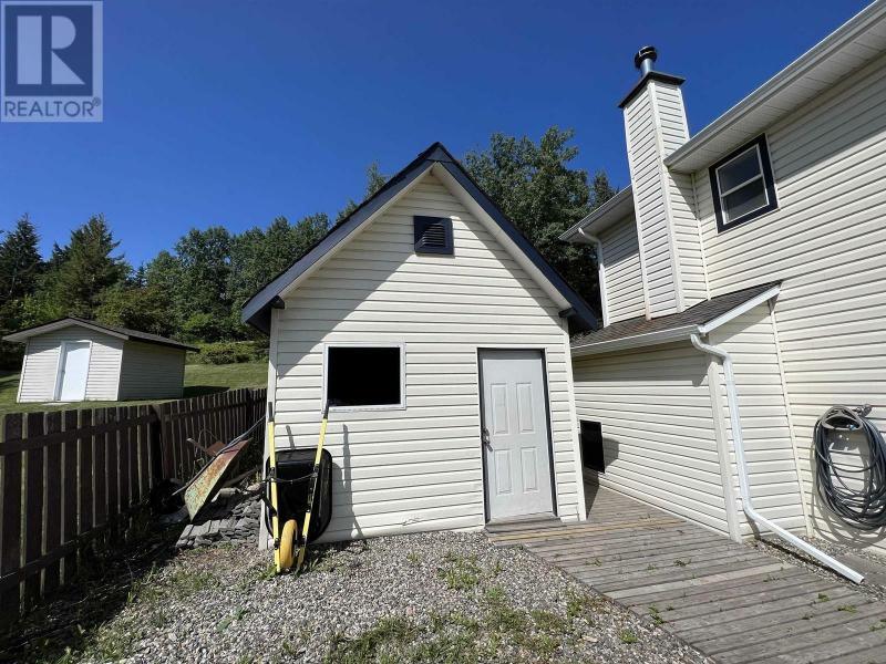 Home For Sale, QUESNEL British Columbia V2J5V9 Canada